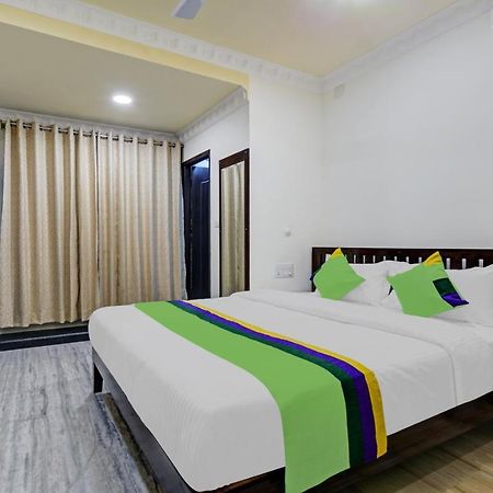 Hotel Treebo Jheel Mahal Udaipur Exterior foto