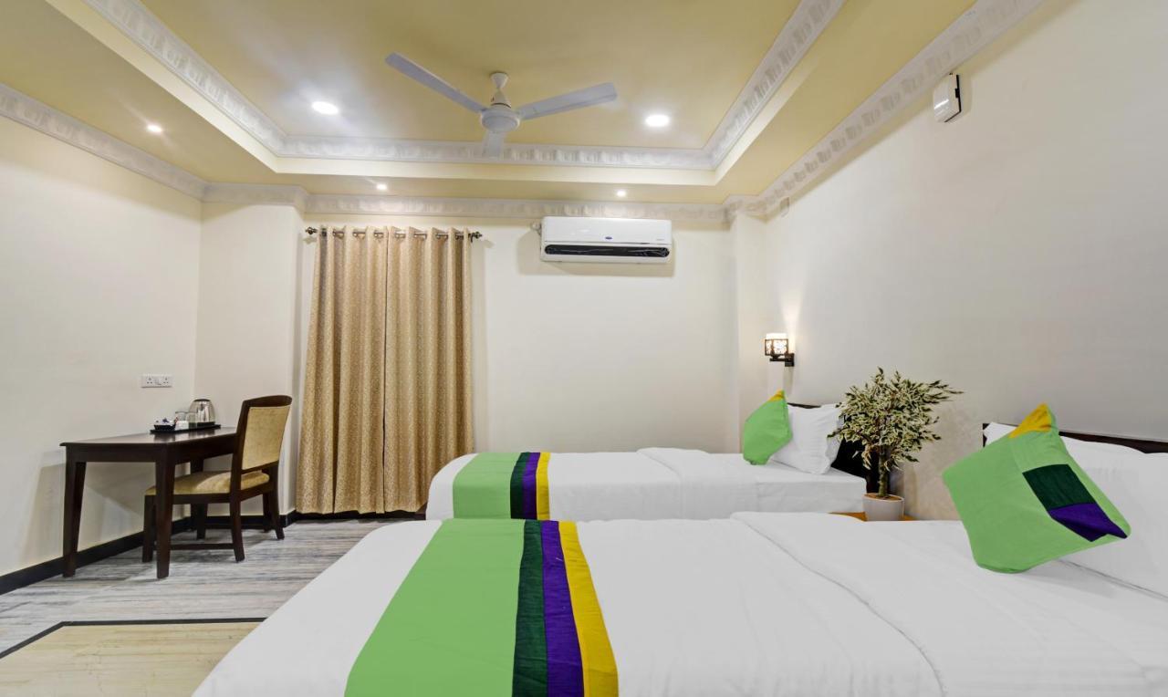 Hotel Treebo Jheel Mahal Udaipur Exterior foto